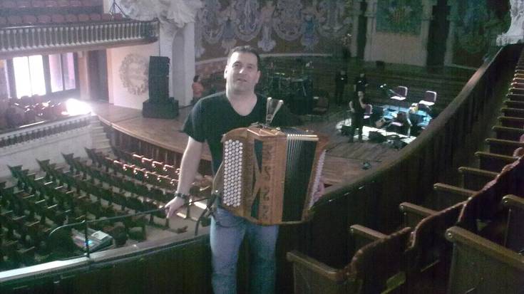 Joxan Goikoetxea Dulce Pontesen ‘Momentos’ diskaren aurkezpen kontzertuetan