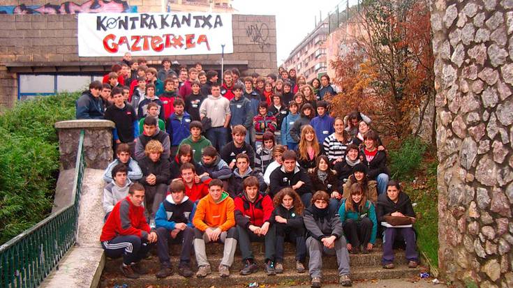 Bideo emanaldia, ospakizunekin hasteko