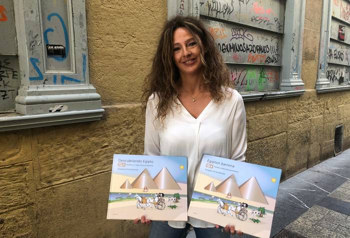 'Descubriendo Egipto' hizpide, apirilaren 24ko solasaldian
