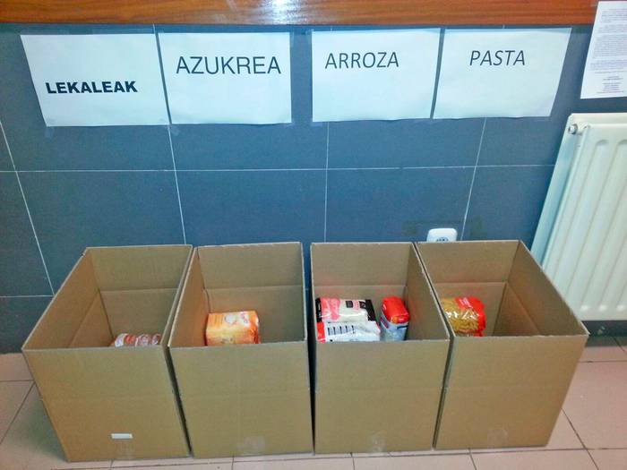 ‘Sahara bihotzean’ hitzaldia bihar, eta  bilketa etzira arte, Herri Eskolan