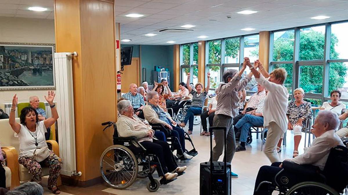 Nagusilan aurkezteko saioa etzi, Goiz Eguzkin