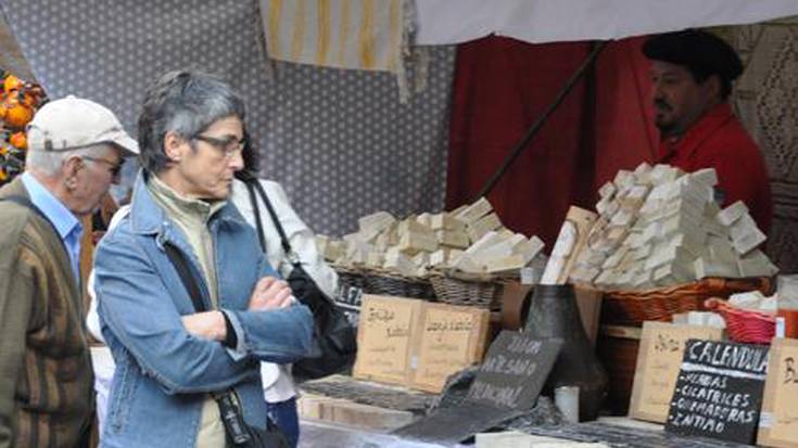 Hiru gunetara zabalduko da aurten kultura arteko azoka