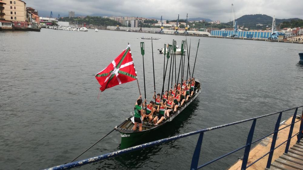 Donostiarrak regata gaur,  A Coruñan
