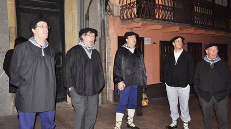 Urte Zaharra agurtzeko, erronda bihar
