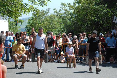 Santa Barbara auzoan dena prest da 
San Inazio eguna ospatzeko