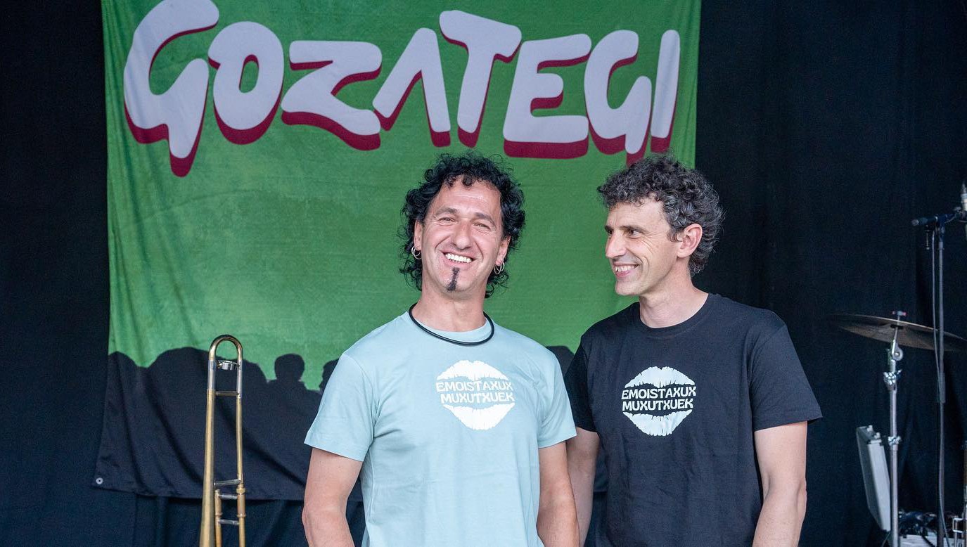 «Beste maila bateko plaza da Hernanikoa, oso giro euskaldunekoa; eta horrek ikaragarri laguntzen du»