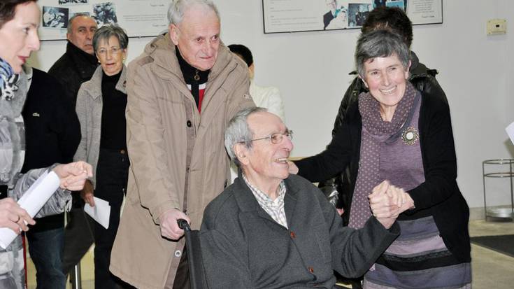 Errekonozimendua, euskera eta euskal kulturaren alde egindako lanari