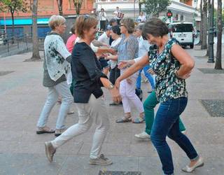Erromeria bikoitza Inauterien larunbatean, Oinkadarekin