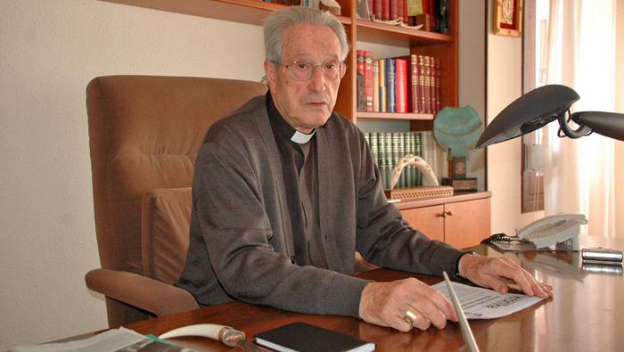 Jose Maria Setienen hitzaldia,  elkarrekin bakean bizitzeaz