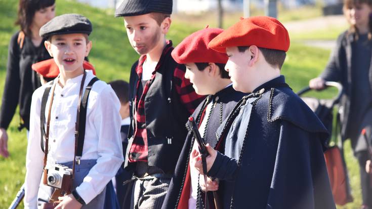 Iñude eta Artzainen konpartsak etzi zeharkatuko ditu Astigarragako kaleak