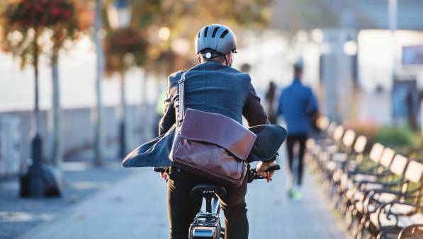 Kilometro gutxira, bi errealitate ekonomiko