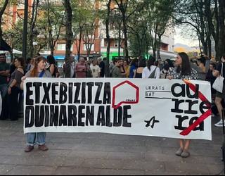 «Ezinbestekoa da etxebizitza duinaren aldeko aldarria erdigunera ekarri eta borrokan jarraitzea»
