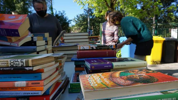 Bigarren eskuko azoka jarriko du Amherrek bihar, bere lokalean