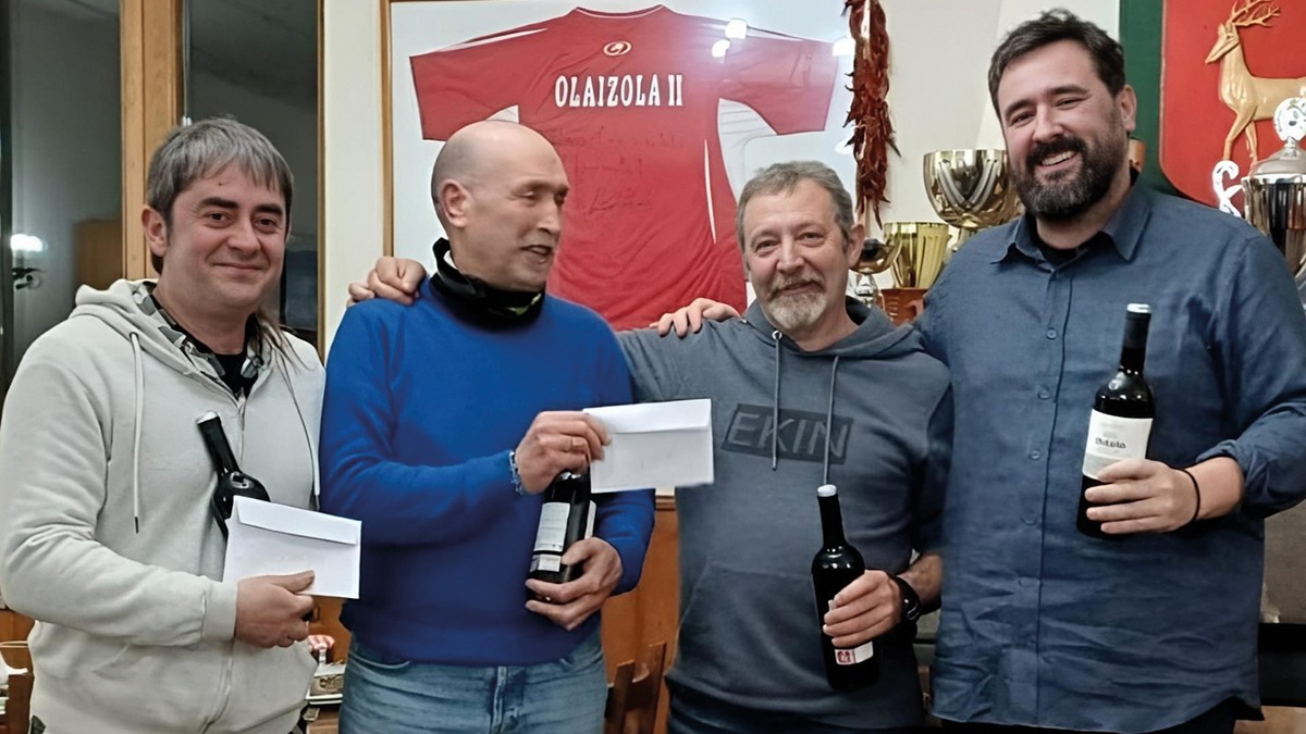 Patxi Bakero eta Esteban Arozena garaile, mus txapelketan
