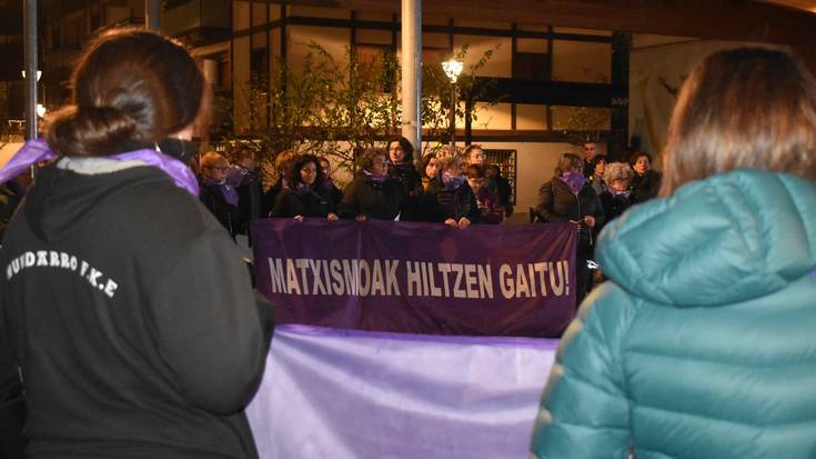 Ekitaldi berezia Emakumeon Plazan, indarkeria matxistaren kontra