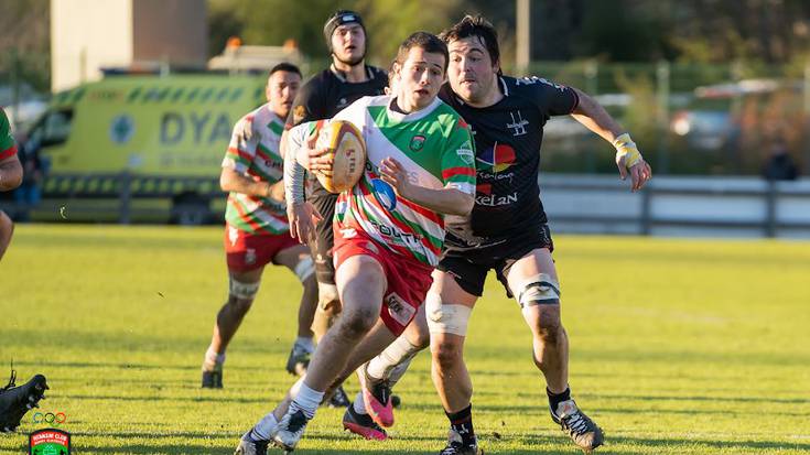 Trikoloreek garaipena Astin, Zarautzen aurka