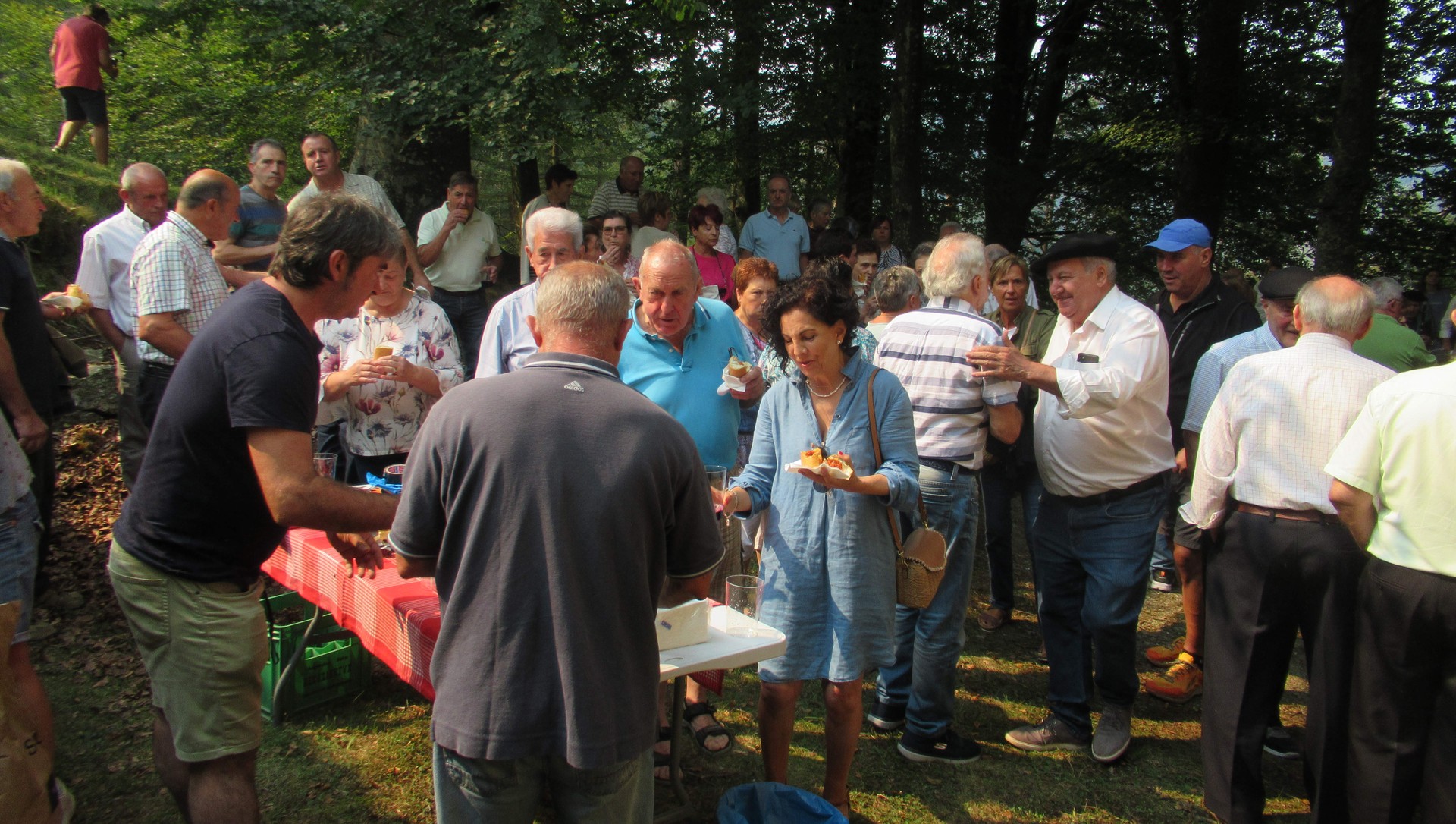 Festa goxoarekin ospatuko dute San Roke eguna aranoarrek gaur, txistu doinuen erritmora