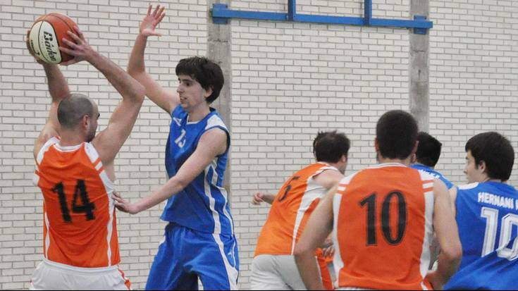 «Jokalari berri asko ditugu eta  esperientzia hartzea dugu helburu»