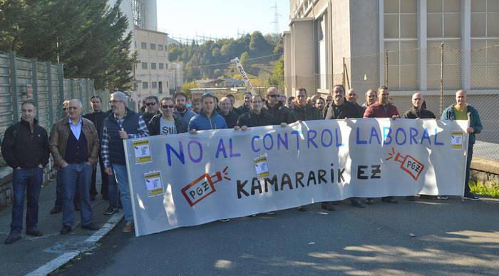 Kameren instalakuntza berria salatzeko, elkarretaratzea