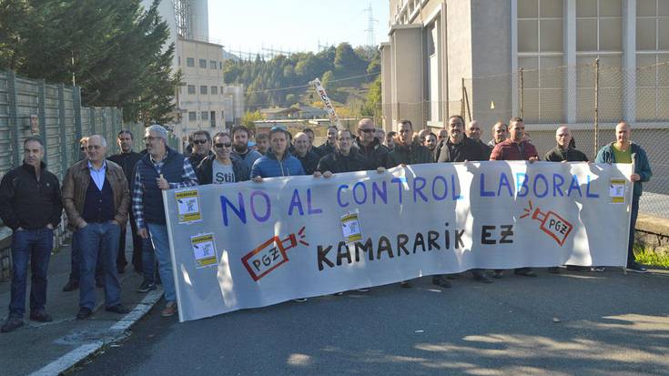 Kameren instalakuntza berria salatzeko, elkarretaratzea