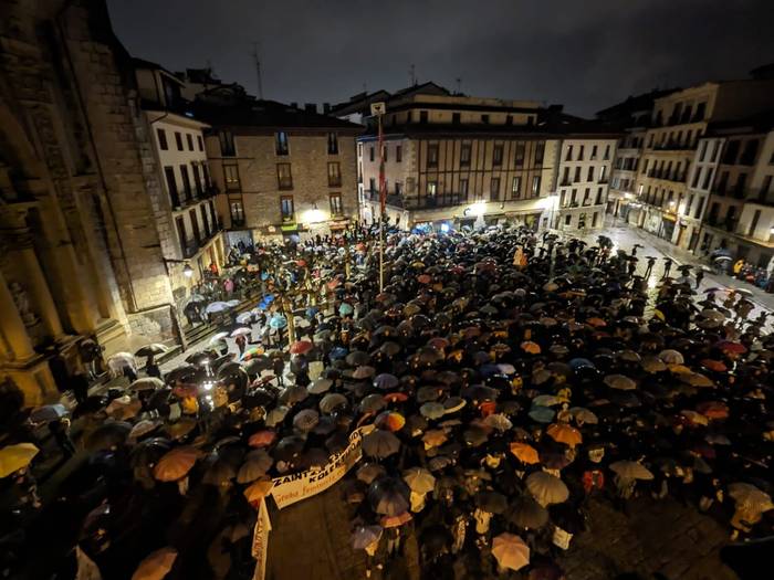 Bailarako herritar askok egin zuten bat atzoko mobilizazioekin eta protestekin