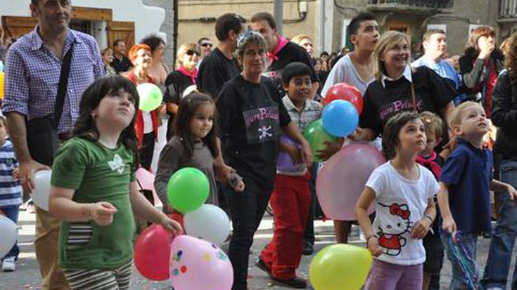 Txupinazoak lehertuko du bost eguneko festa gaur, Astigarragan