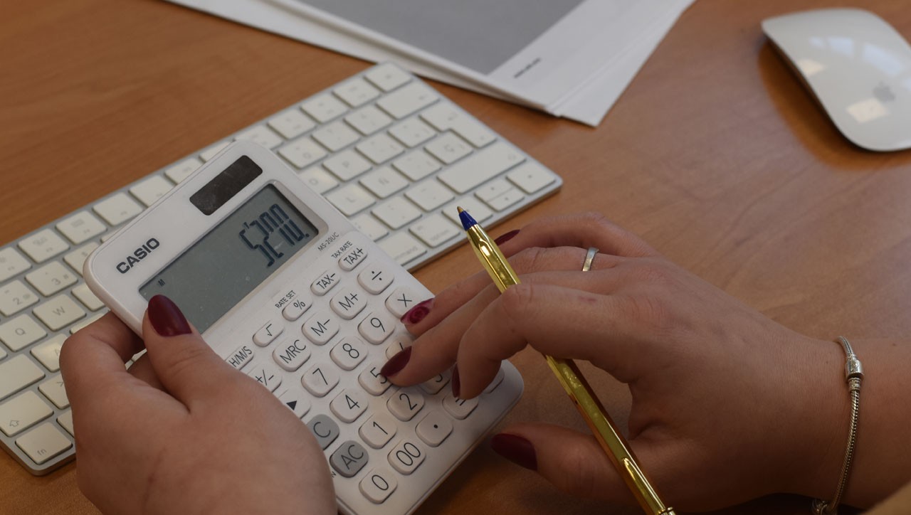 Aurrez aurre edota modu telematikoan egin daiteke aurten ere errenta aitorpena