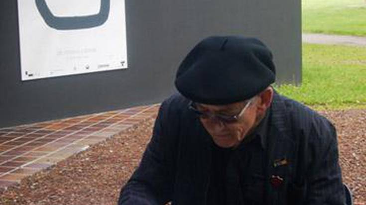 Sir Ian McKellen Hernanin, Chillida-Lekun 