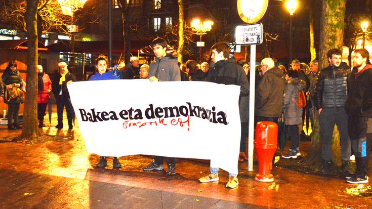 'Bakea eta demokrazia, erasorik ez' eskatu dute Hernanin