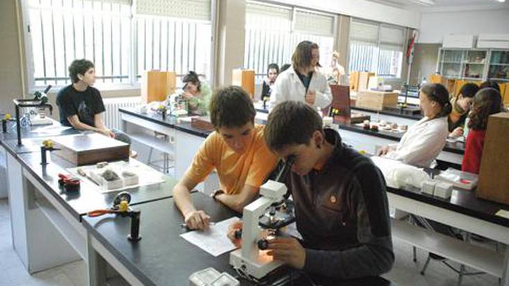 Hernani Institutuko Batxilergoan 
aurrematrikula maiatzaren 5etik 9ra