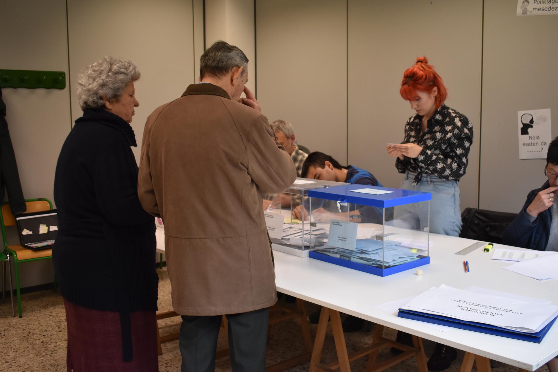 Legebiltzarkideak aukeratzera deituak, 16.261 hernaniar eta 5.746 astigartar