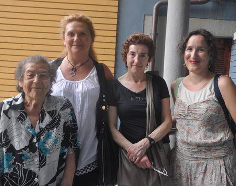 Miren Telleria, 
Mª Isabel Balerdi eta Natalia Caballerorentzat, erosketa baleak 