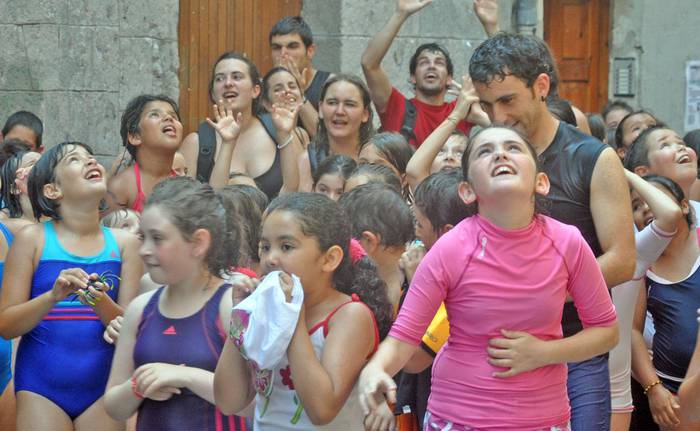 Ur festa, gaur