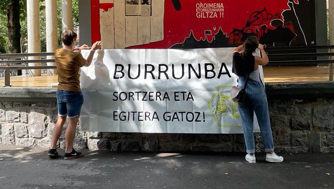 Bertso bazkarirako tiketak, salduta