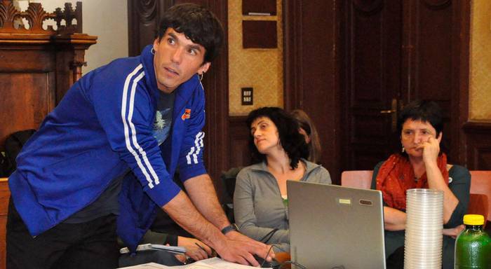 «Gazteek nahi dute beraien iritzi eta  errealitatea kontuan hartzea»