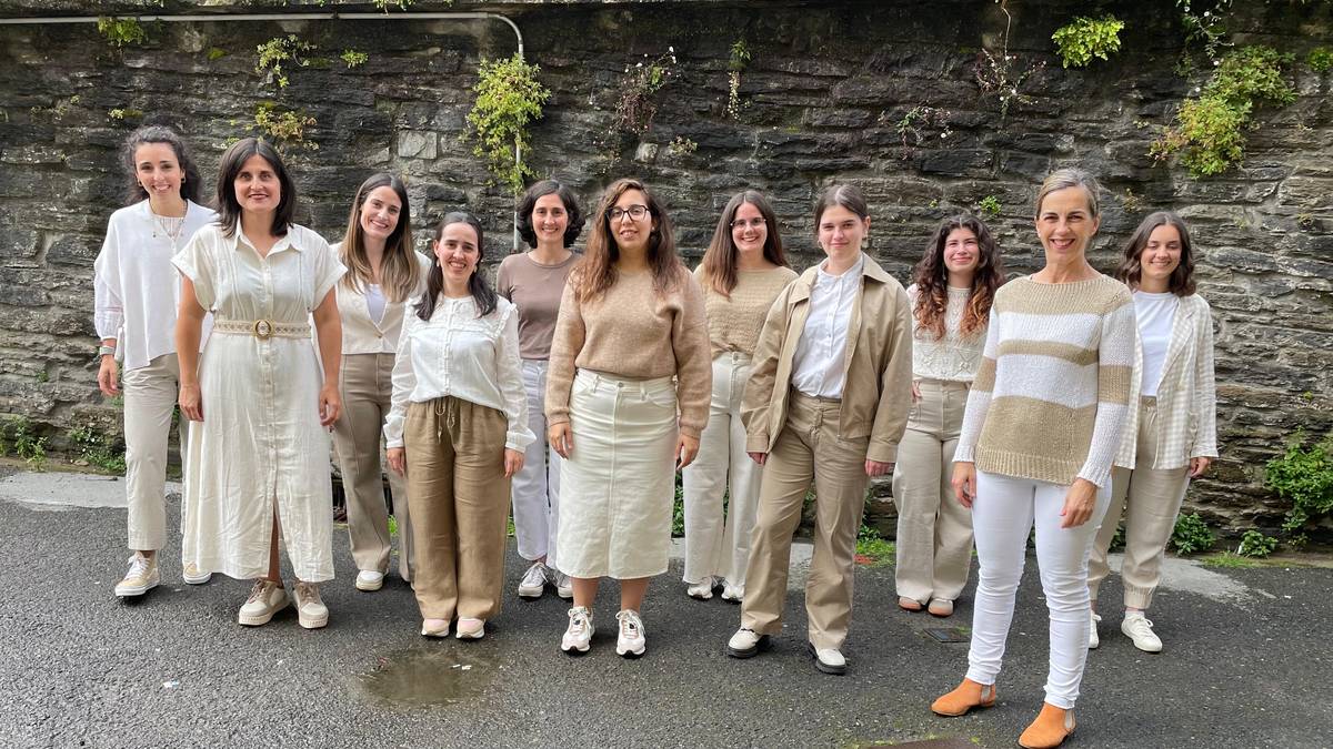 Dakapo abesbatzak kontzertu berezia eskainiko du bihar, udaletxeko aretoan