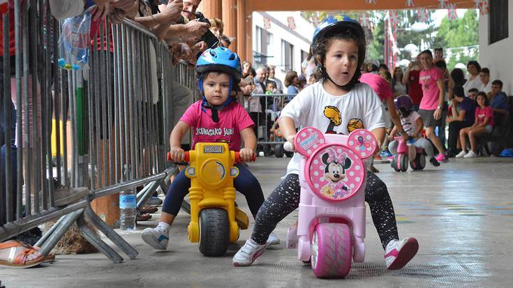 Ostegun 'mugitua'rekin hasiko dira etzi, Zikuñagako jaiak