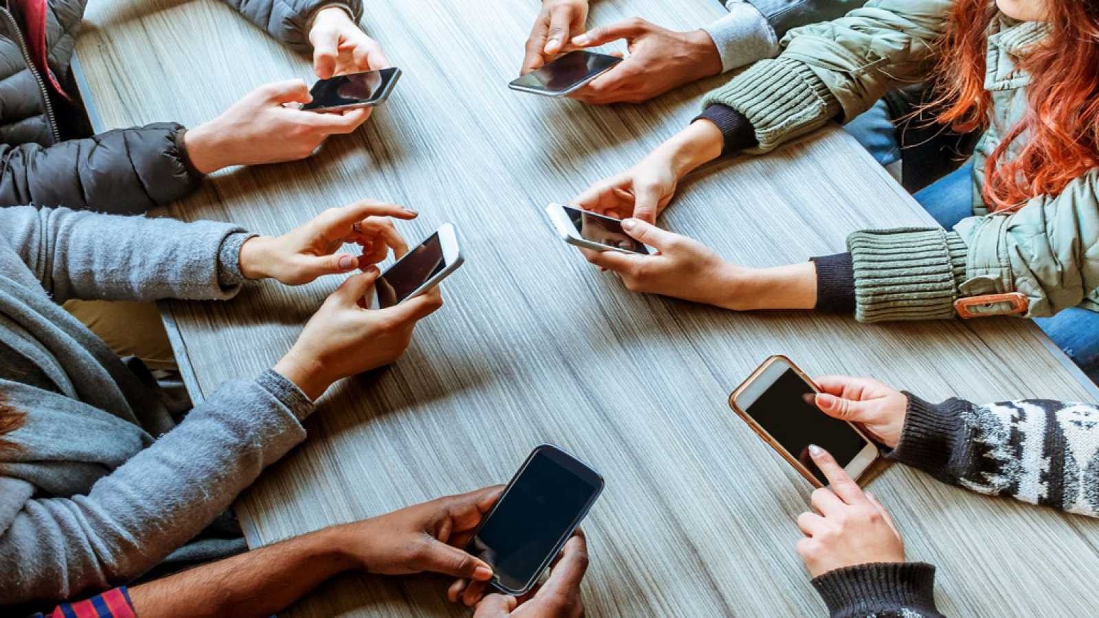 Mugikorra erabiltzen ikasteko tailerra lau auzotan, datozen asteotan