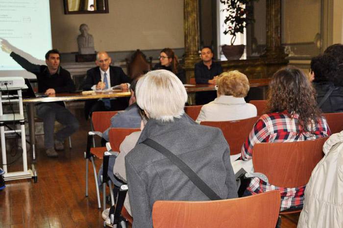 Hernaniarren artean banatu dira Iturmendi eta Karabelgo etxeak