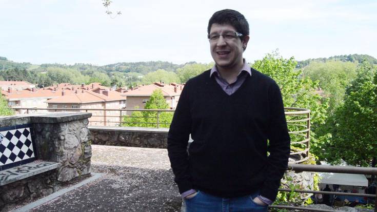 «Bizitza osoa daramakit politikan, eta uste dut politika beti izan dela tresna gizartea hobetzeko»