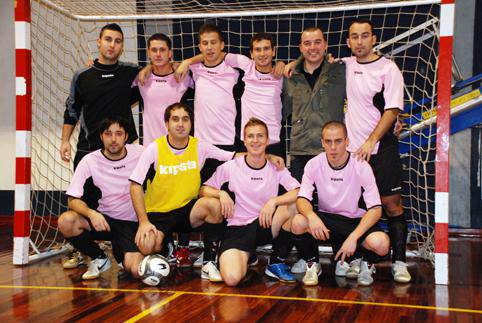 Areto futboleko bi taldeek jokatu dute asteburuan