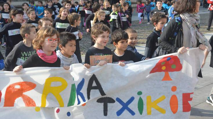 Txikienek ere izan zuten atzo beraien Korrika