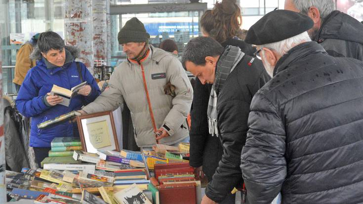 Izenematea bihar arte, mozorroen postua jartzeko