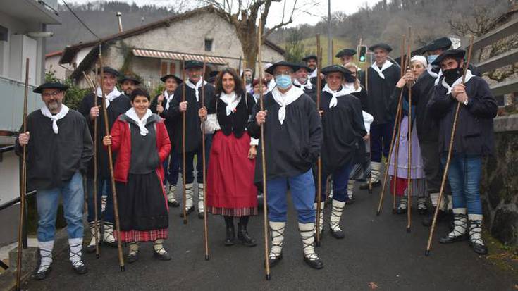 Santa eskean, gaur goizean