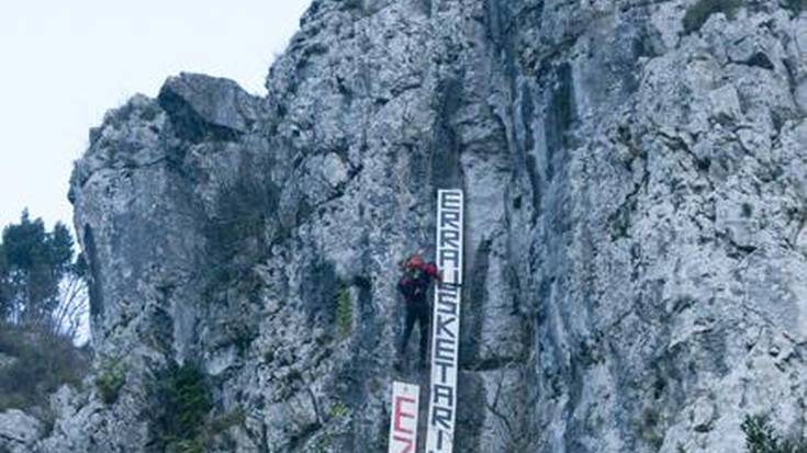 Santa Barbarako 
eskalatzaileak ere, 
erraustegiaren aurka.