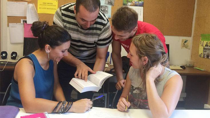 84 ikasle aurten, euskera ikasten