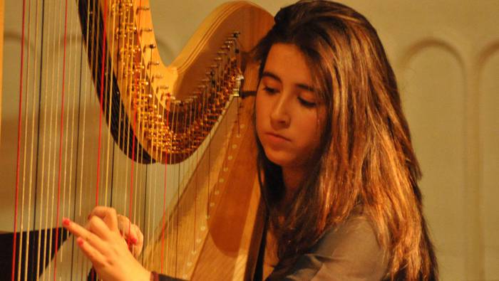 Bi kontzertu bihar Hernanin,  arpa kontzertua eta gregorianoa