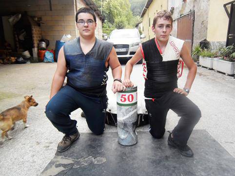 Zaharrak eta gazteak protagonista