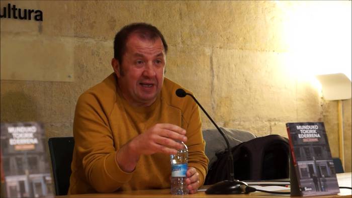 Literatur solasaldia: 'Munduko tokirik ederrena'