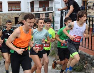 Erritmo bizi-bizia hartu dute izenemateek, Goizutrailerako eta Ereñotzuko Mendi Lasterketarako